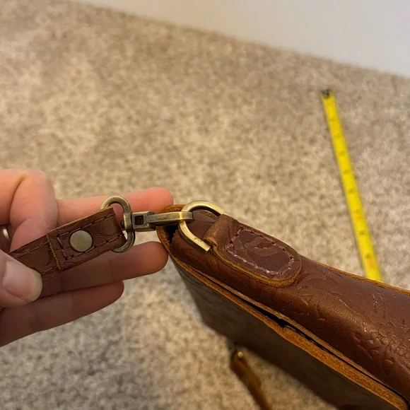 Portland Leather Embossed Brown Crossbody Bag - Picture 13 of 13